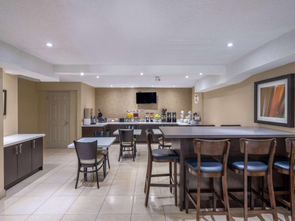 Super 8 By Wyndham Toronto East On Hotell Eksteriør bilde